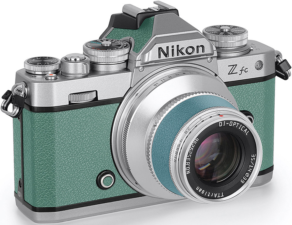 ニコン Z fcのボディカラーにマッチするお手頃価格のF1.4レンズ