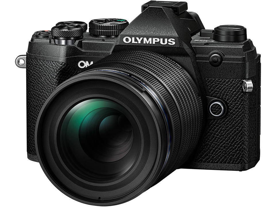 圧倒的な小型軽量化と高画質を両立した望遠ズームレンズ「M.ZUIKO