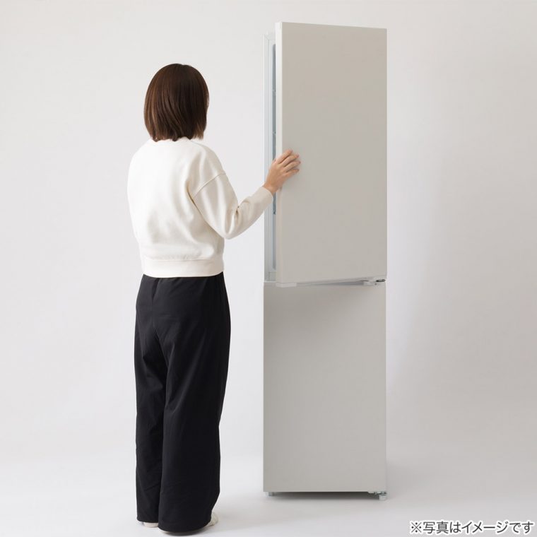 幅わずか47.5cm！ ニトリから置き場所をとらないスリム設計の2ドア