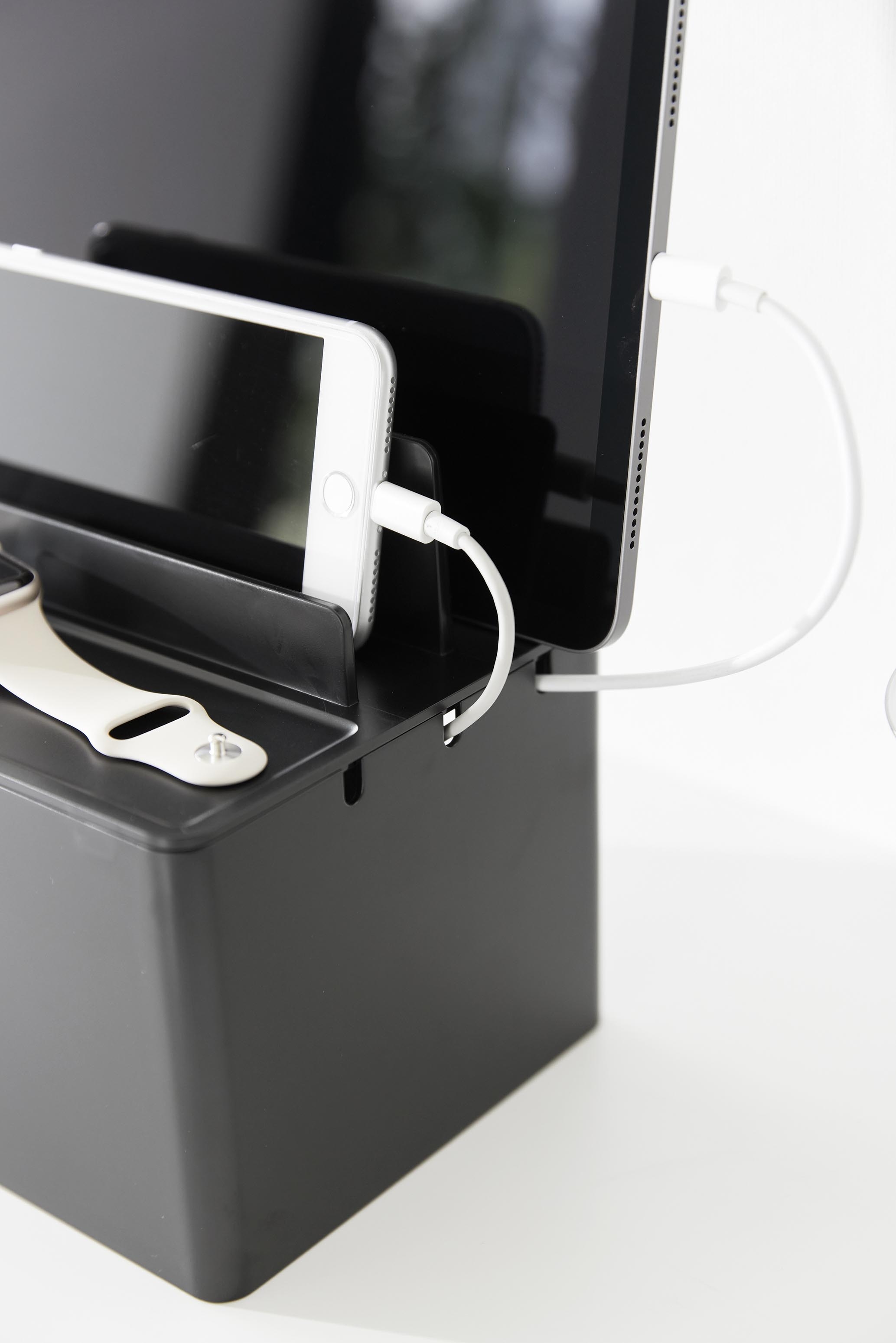 充電ステーション タワー ブラック | Giftpad egift