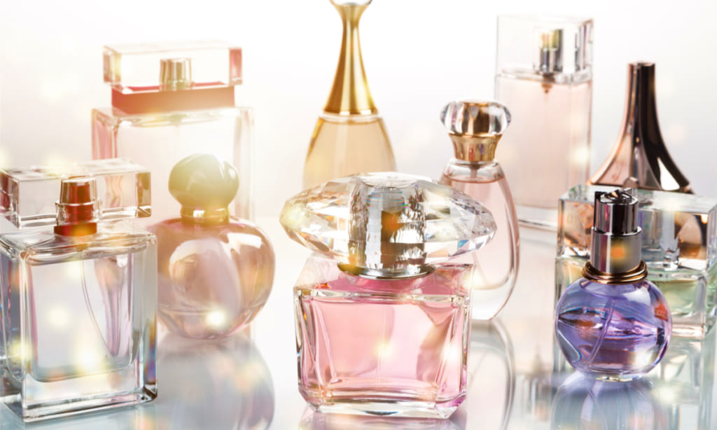 ハイブランドの香水】外さないギフトの選び方＆男女別人気ランキング