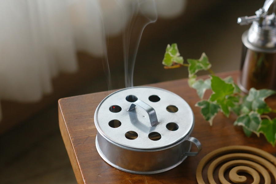 フィンランドの蚊取り線香入れ | - TASTE | DAILY TOOLS FOR THE HOME
