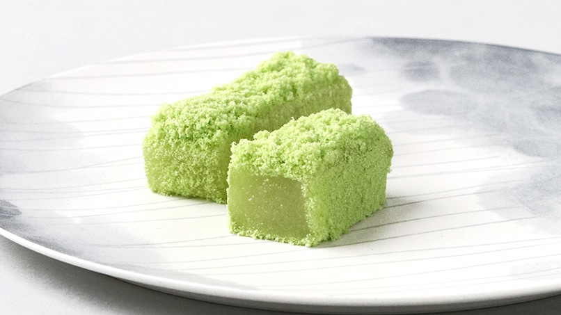 若草18入 | 若草 | 御菓子司 彩雲堂