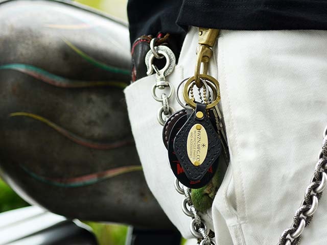 HWZN BROSS/ハウゼンブロス】「Leather Key Holder”Python”/レザー