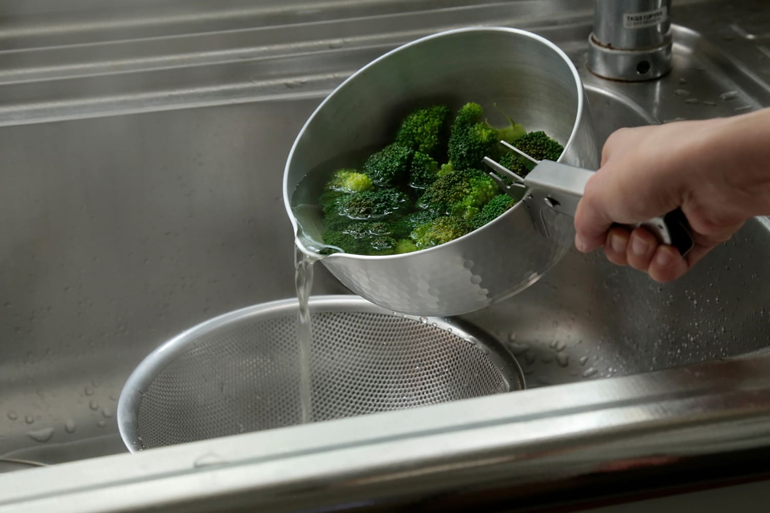 口つきやっとこ鍋 （中尾アルミ製作所×cotogoto） | 鍋 | cotogoto