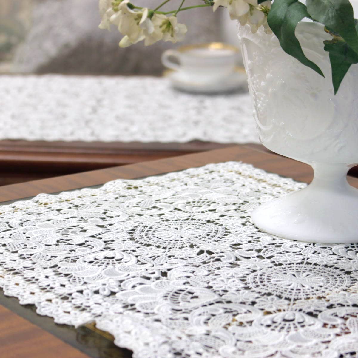 新品！近沢レース テーブルセンター 白 39x96cm/テーブルクロス 新品