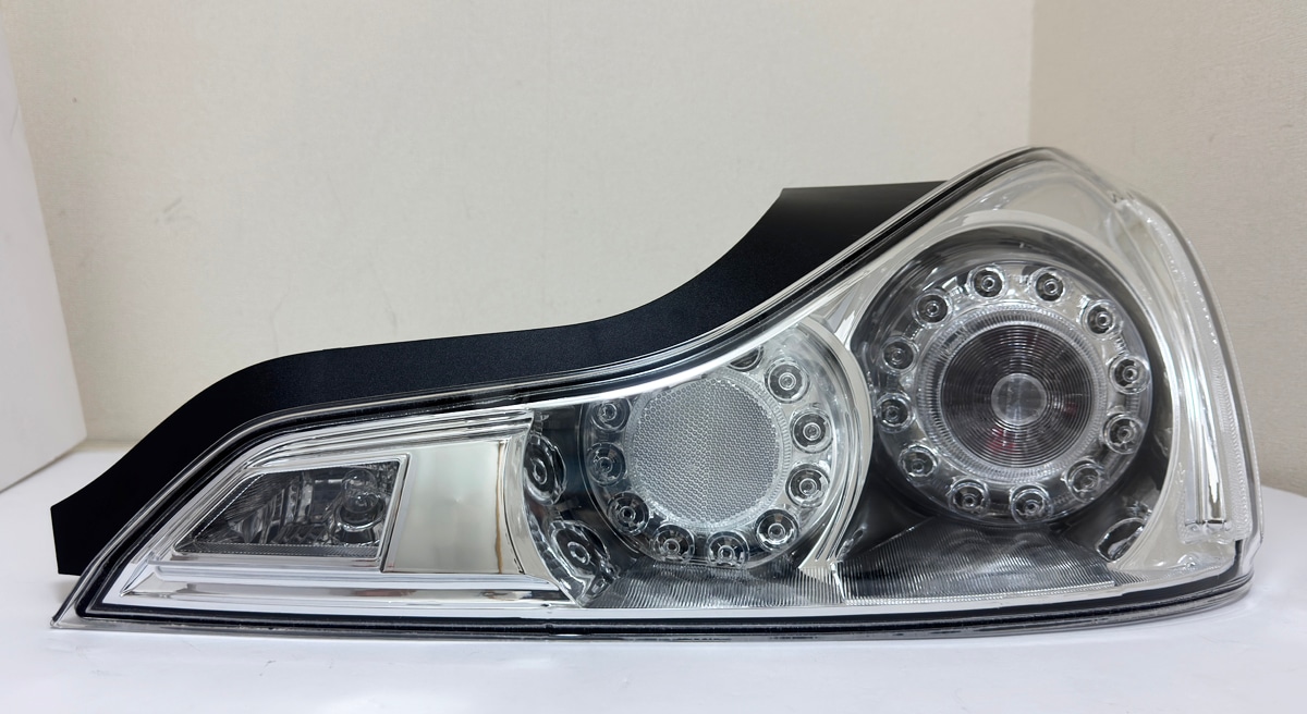 V36スカイラインクーペ クリアーテールご予約開始