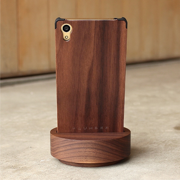 Wooden Speaker Drum」素材を活かしたシンプルな木製スピーカー