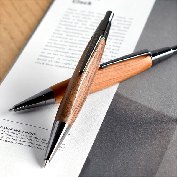□「TRIANGLE BODY MECHANICAL PENCIL」銘木をプラスしたシャーペン