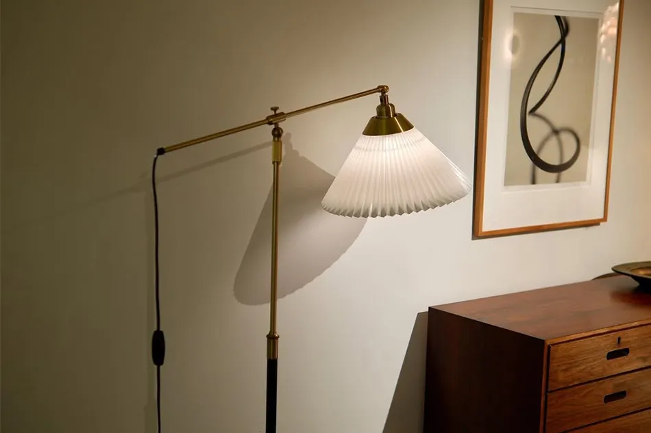Model349 Floor Lamp（モデル349 フロアランプ） / LE KLINT（レ