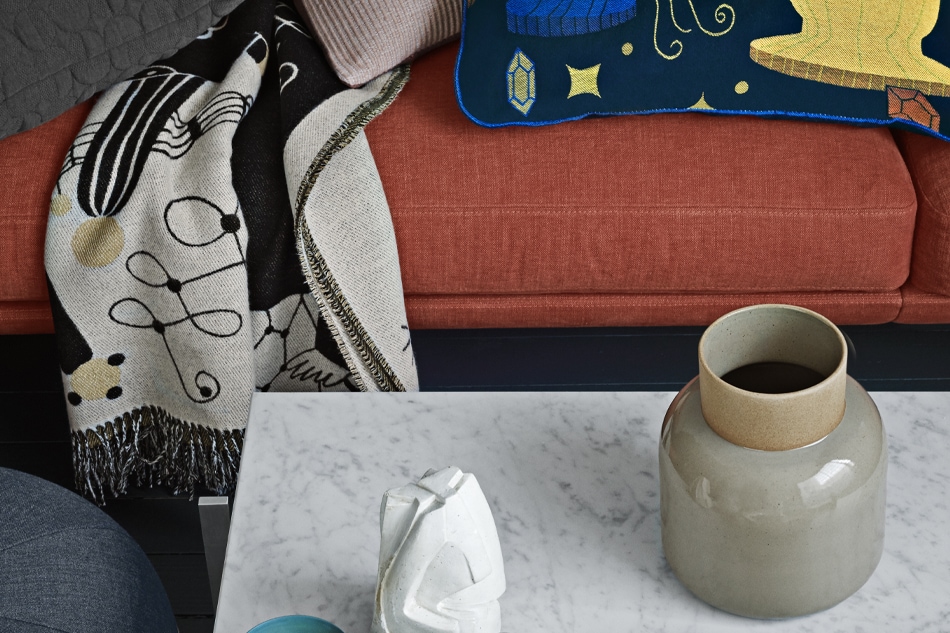 THROW（スロー）/ FRITZ HANSEN（フリッツハンセン）／Jaime Hayon