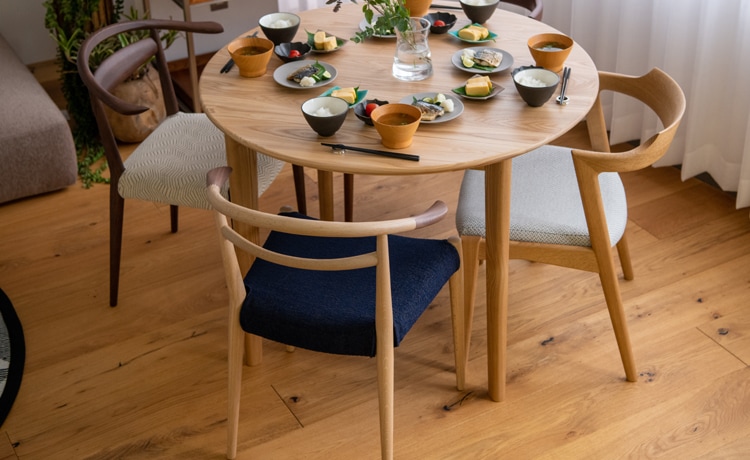 ダイニングチェア 軽い椅子 オーク材 1部ウォールナット [カバー