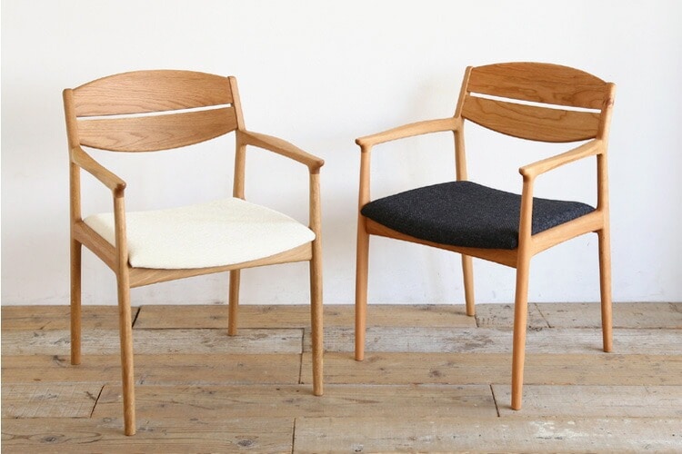 ユーロ ダイニングチェア/椅子(アームチェア) 無垢材 ウォールナット