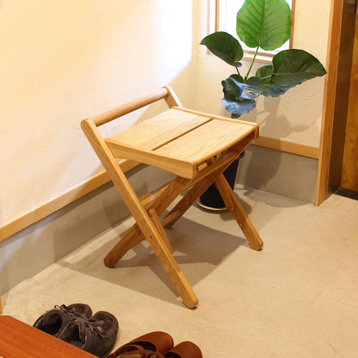 折りたたみスツール｜オークヴィレッジオンラインショップ