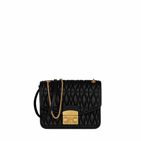 キルティングバッグに胸きゅん♡FURLAの新作バッグコレクションが