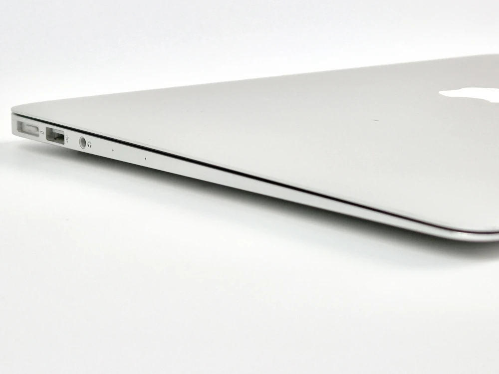 Apple MacBook Air A1466 13-inch 2017, i5 1.8 Ghz, 8GB, INT, OS