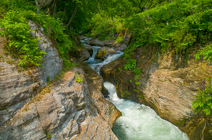滝沢川 おう穴群 | 【会津の広域観光はこちら】極上の会津