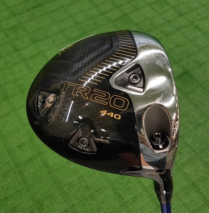 本間ゴルフ T//WORLD TR20-440 ドライバーの試打＆評価／振り抜き