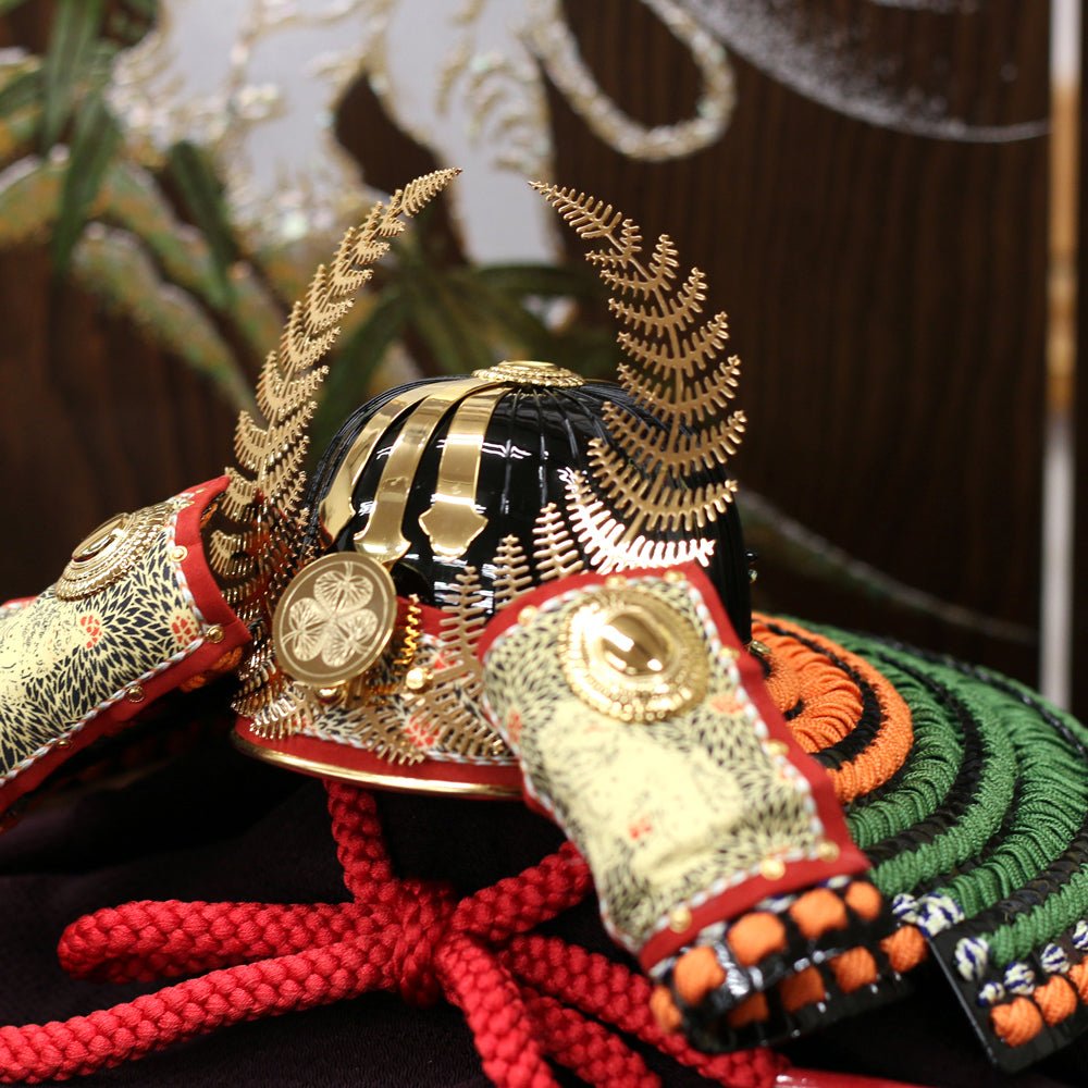 横幅60cm｜加藤鞆美作｜1/3 武将 徳川家康兜｜平飾りの五月人形