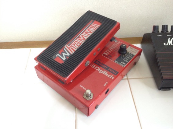 布袋寅泰使用エフェクター ワーミー（WH-1）の使い方やレビュー【2】