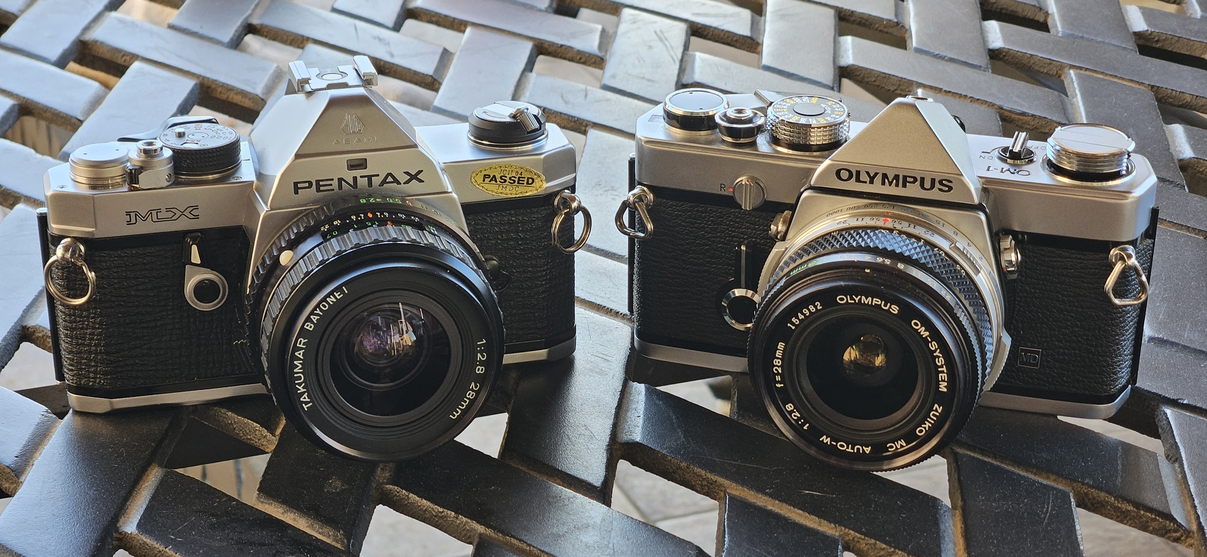 A Look at the Pentax MX – Mostly Film Photography (GotFilm.org)