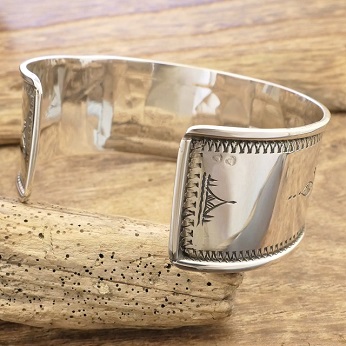 amp japan(アンプジャパン)通販 GOTHIC TOKYO(ゴシックトウキョウ)公式