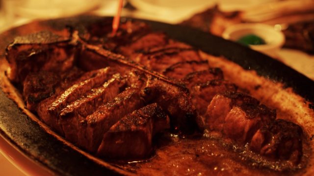 NYステーキハウスおすすめ10選！定番から予約困難店まで【ガイドブック