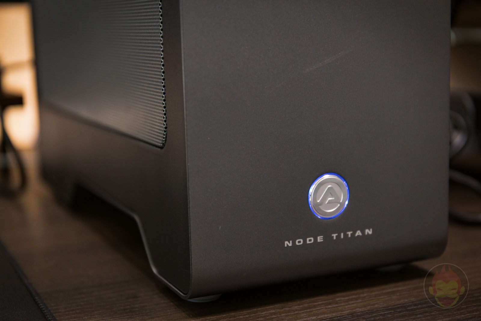 レビュー】素人がeGPUボックス「AKiTiO Node Titan」にグラボ「msi AMD