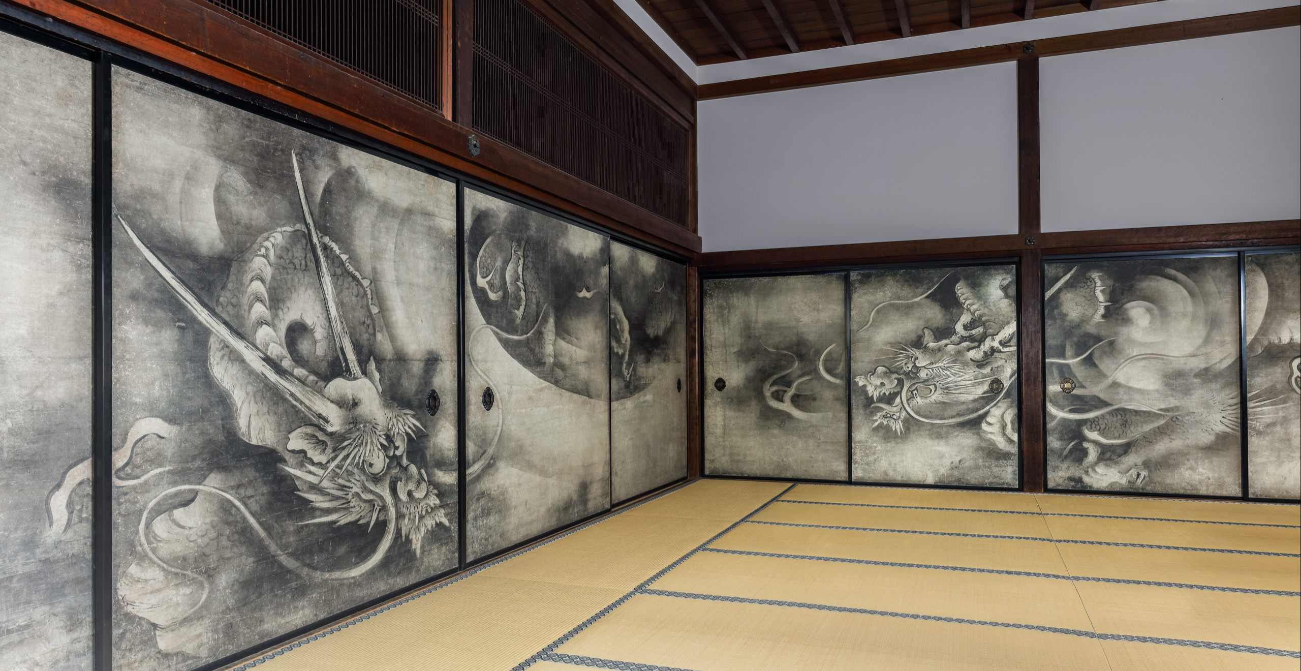 建仁寺方丈障壁画 雲龍図襖｜作品紹介｜キヤノン 綴プロジェクト