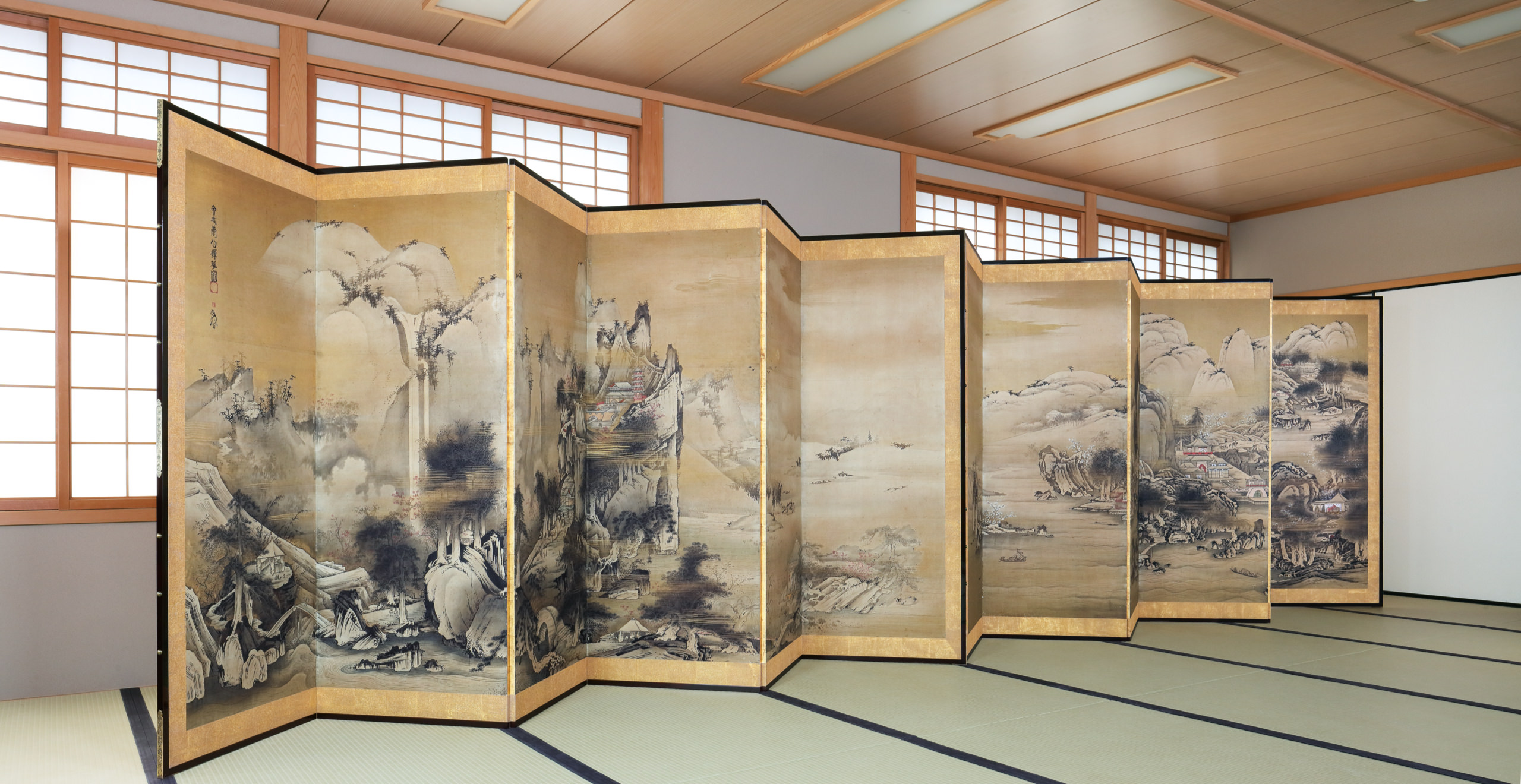 楼閣山水図屏風（別称：月夜山水図屏風）｜作品紹介｜キヤノン 綴