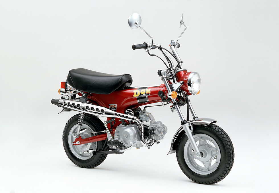 定評の50cc4サイクルエンジンを搭載した個性的なスタイリングの原付