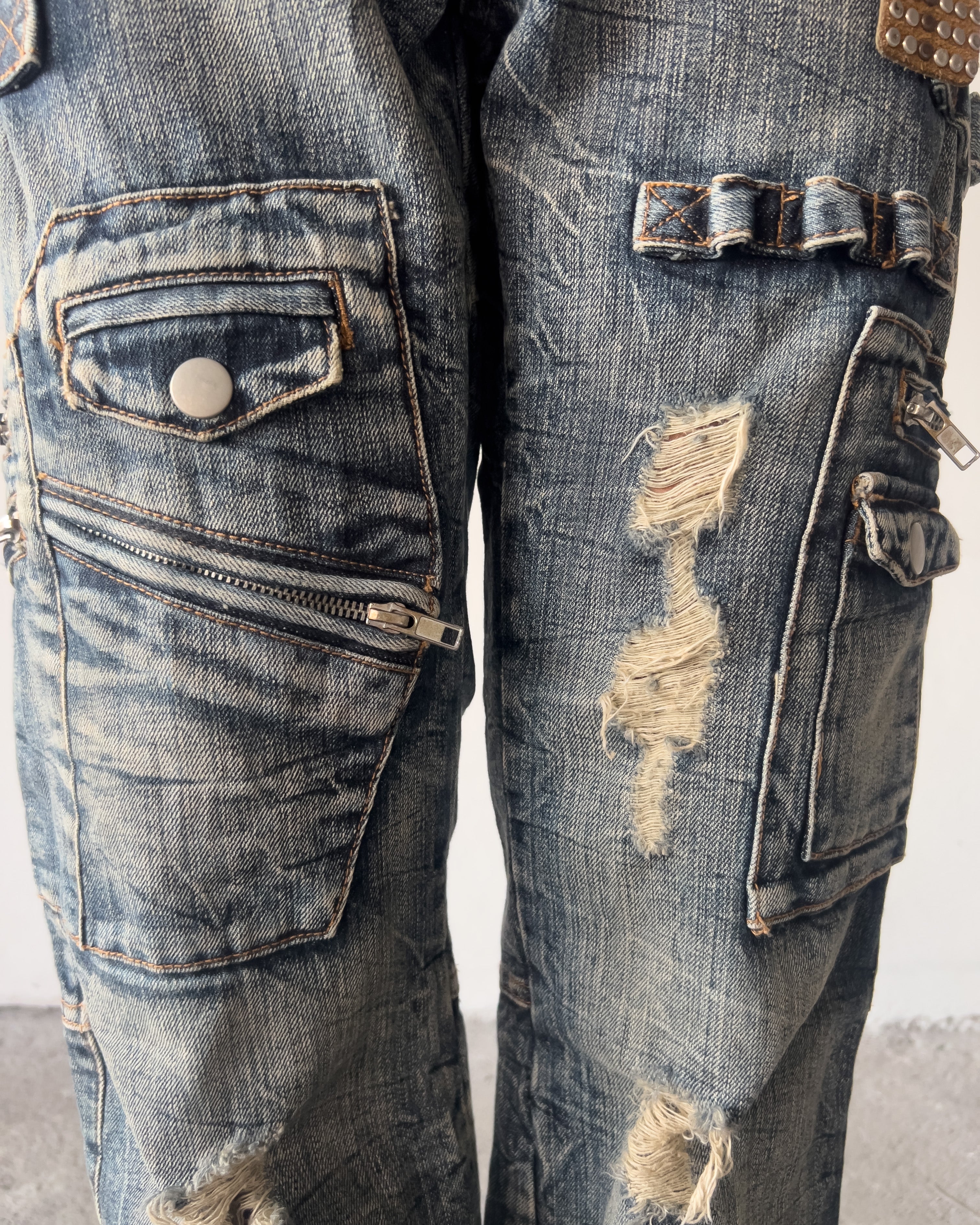 SEMANTIC DESIGN FLARED MULTI-POCKETED DENIM – glam archive