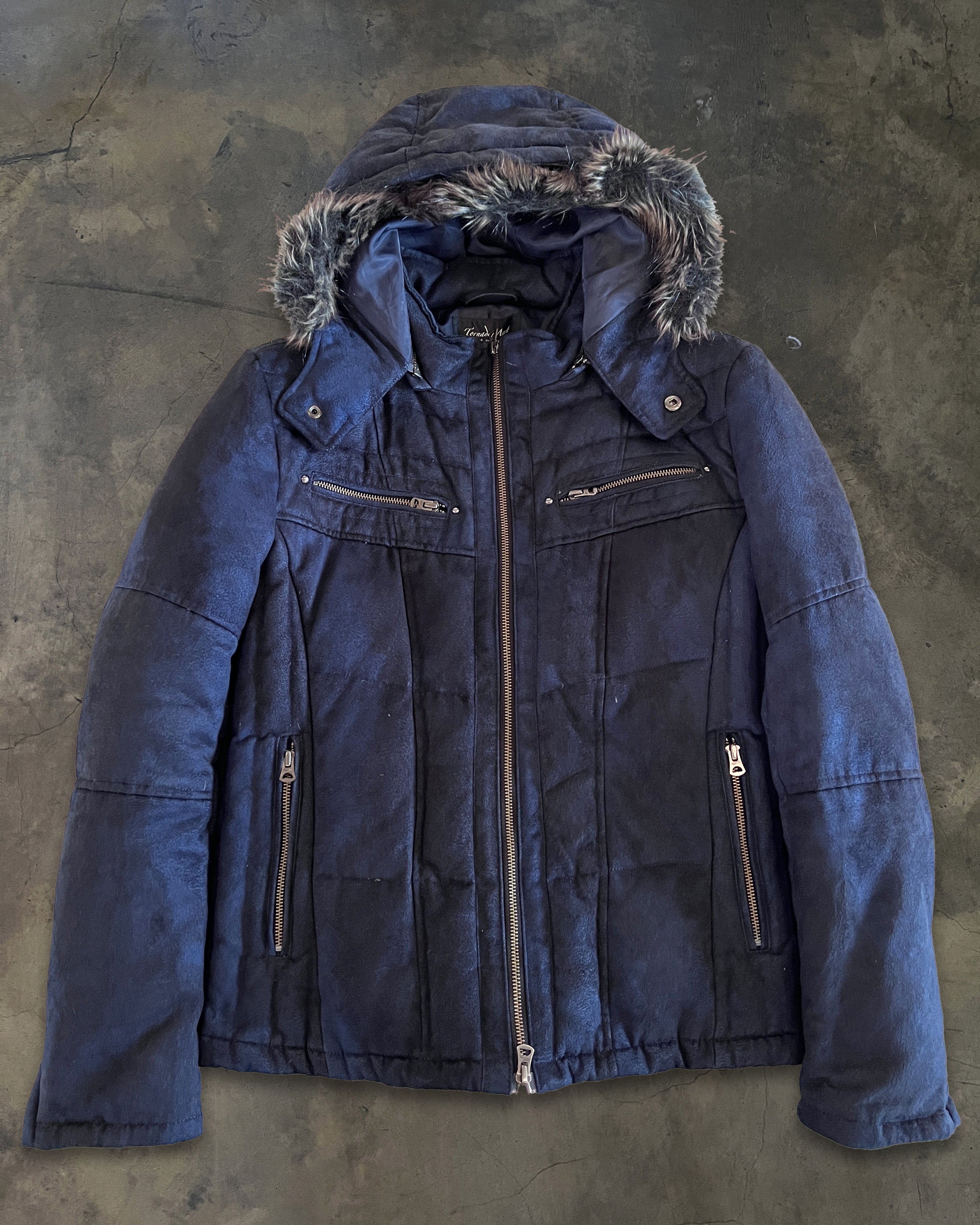 TM1_548b94f1-5121-490f-b699-