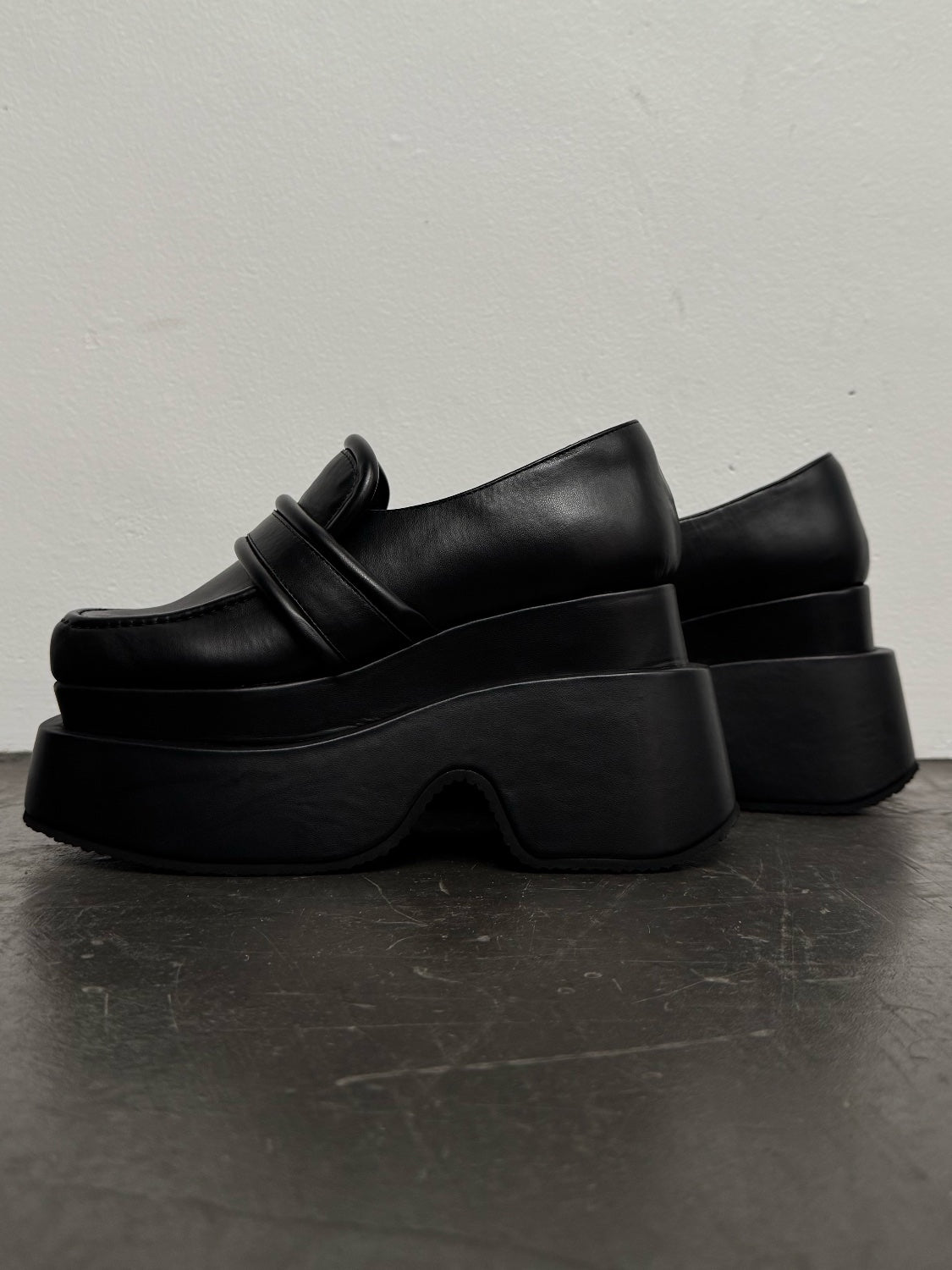 Volume ソール Loafer