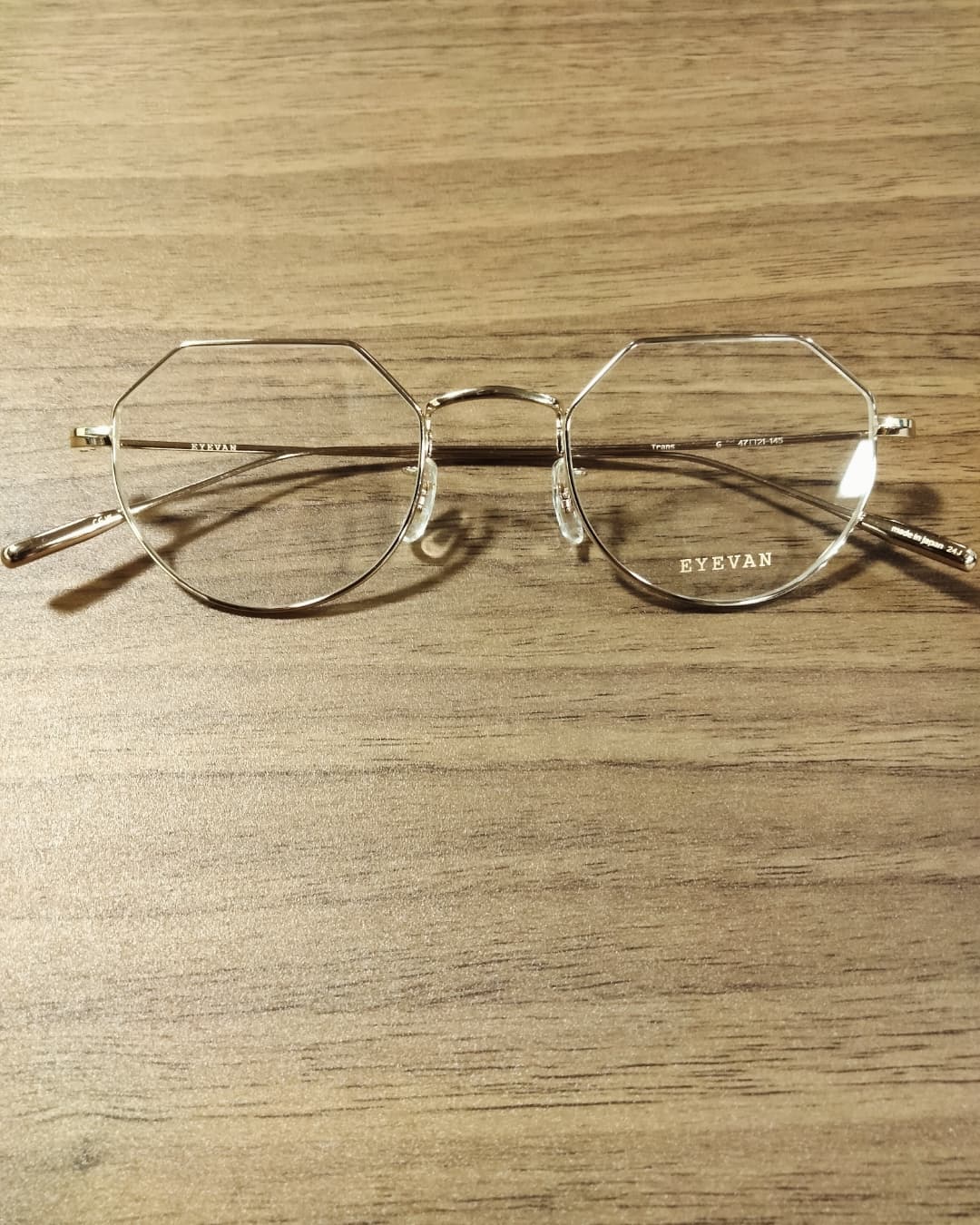 EYEVAN」アイヴァンのメタルフレーム新入荷のご紹介。 モデル名はTRANS