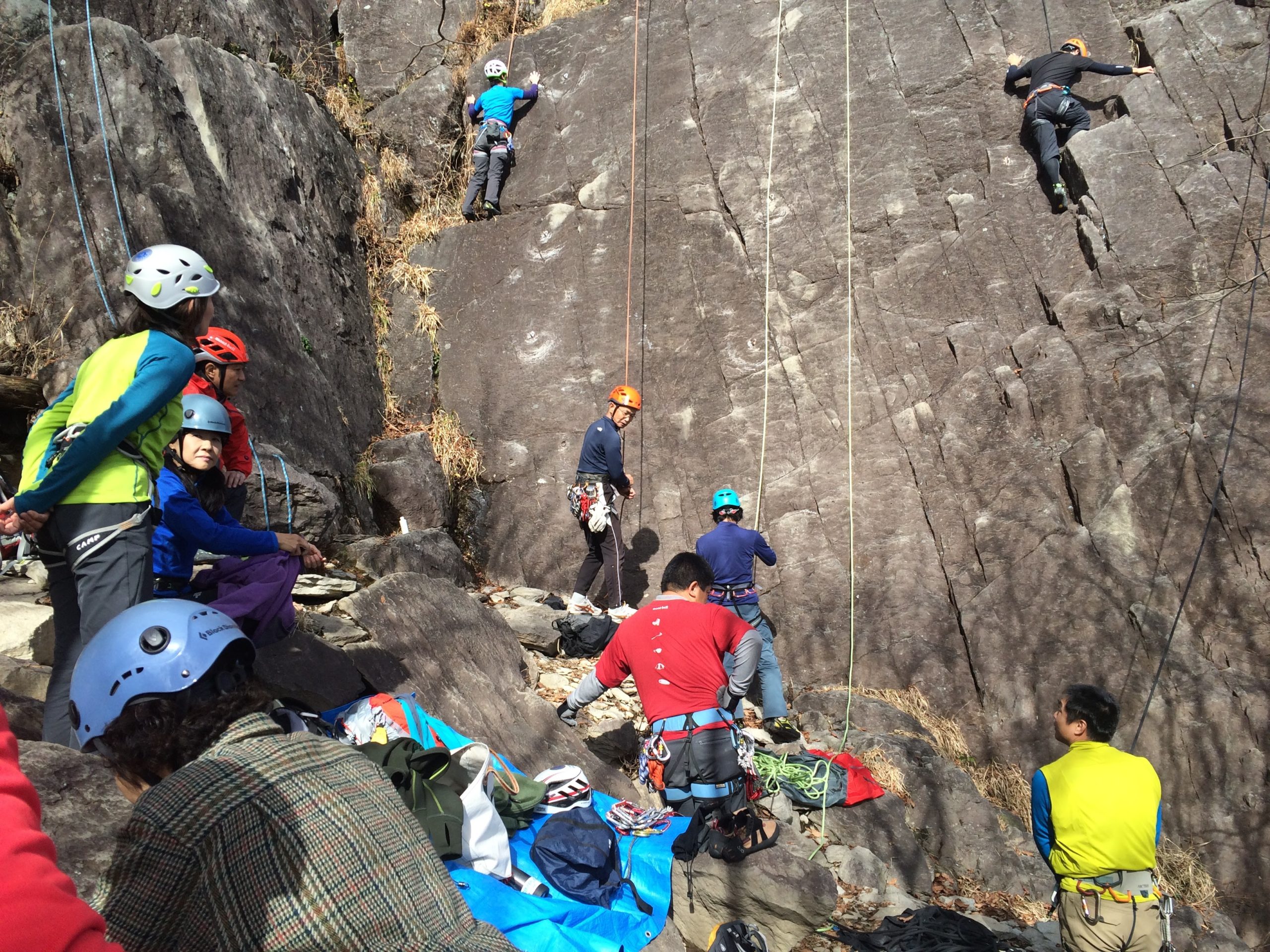 伊豆 城山クライミング 日帰り | IFMGA/国際山岳ガイド連盟 (社)日本