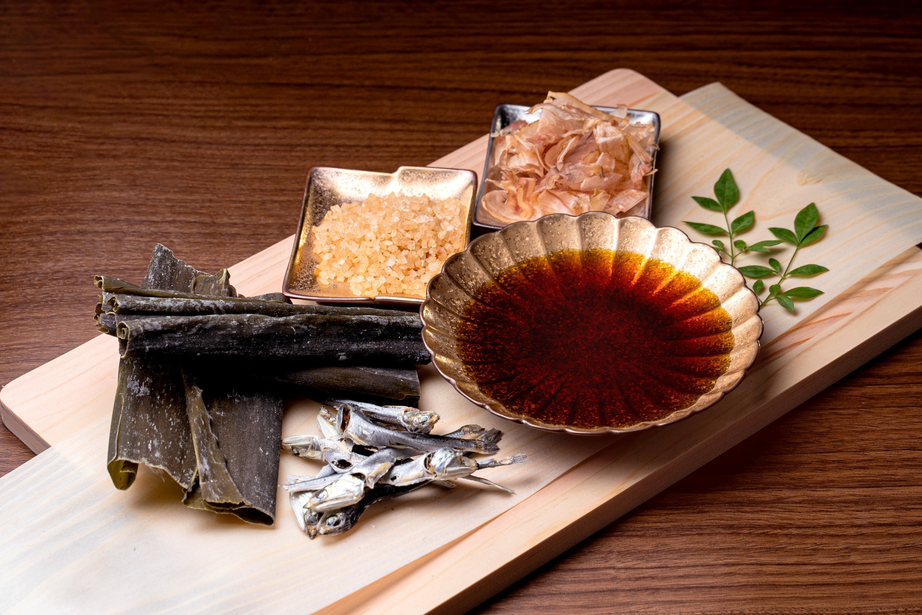 鳥しき：炭火伊達鶏の親子丼（卵なし） – ぐるなび Premium Meal Kit