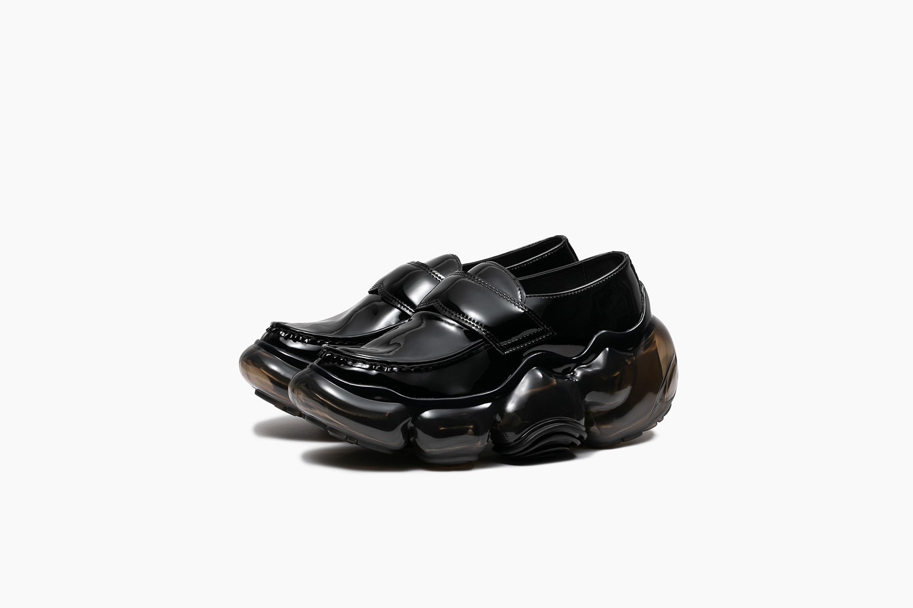 MOOPIE LOAFER - ENAMEL BLACK / BLACK (ムーピーローファー