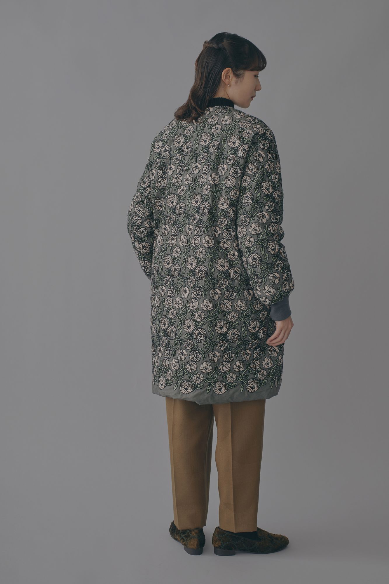 rosy ノーカラーダウンコート - minä perhonen