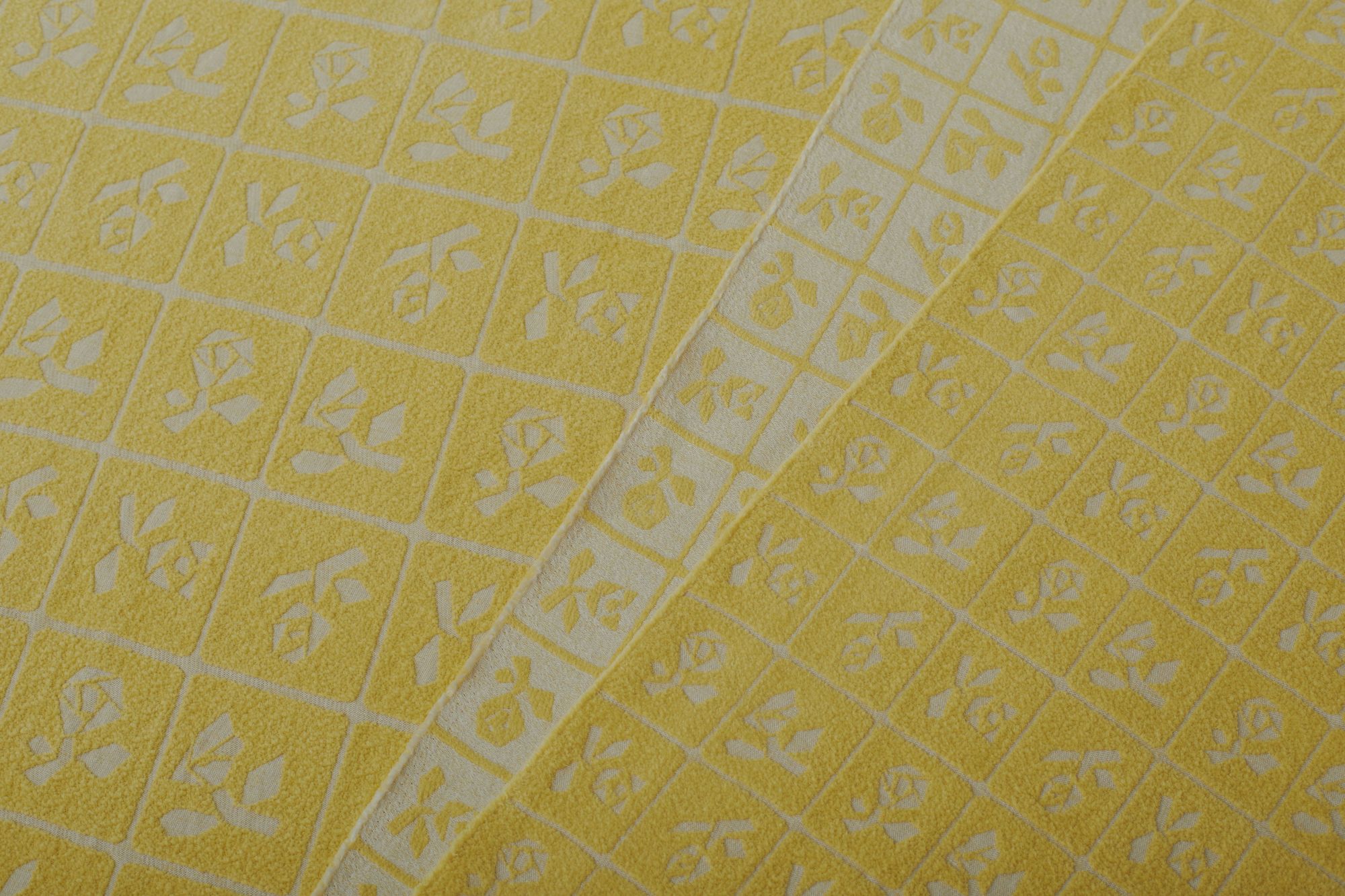 Lulu ファブリック 図案 large - minä perhonen