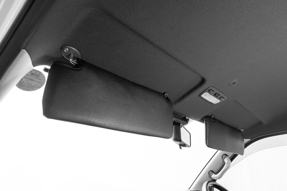 200系ハイエース 】サンバイザーカバー エクスクルーシブ | 車のシート