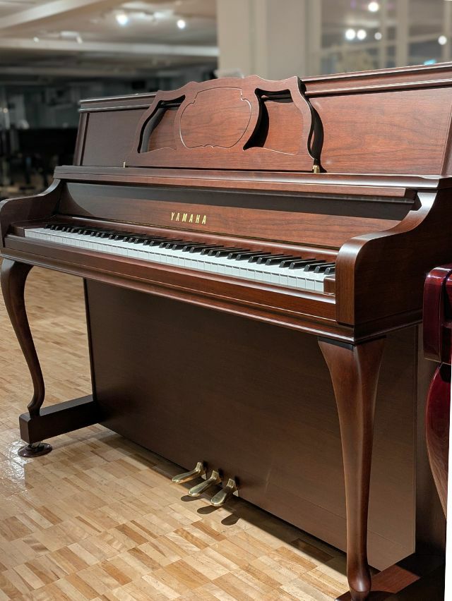 YAMAHA(ヤマハ) YF101W 中古ピアノ インテリアピアノ 「YFシリーズ