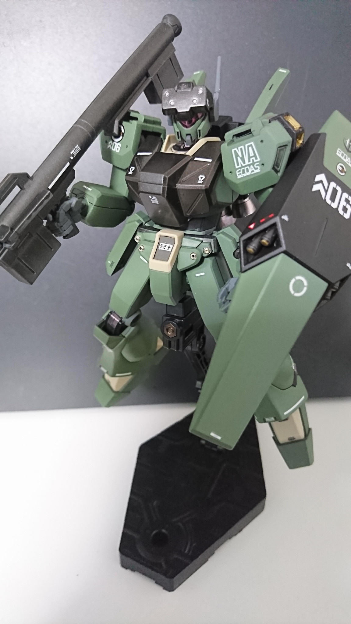 HG ジェガン ECOAS仕様 全塗装｜ふぁぶりかさんのガンプラ作品｜GUNSTA