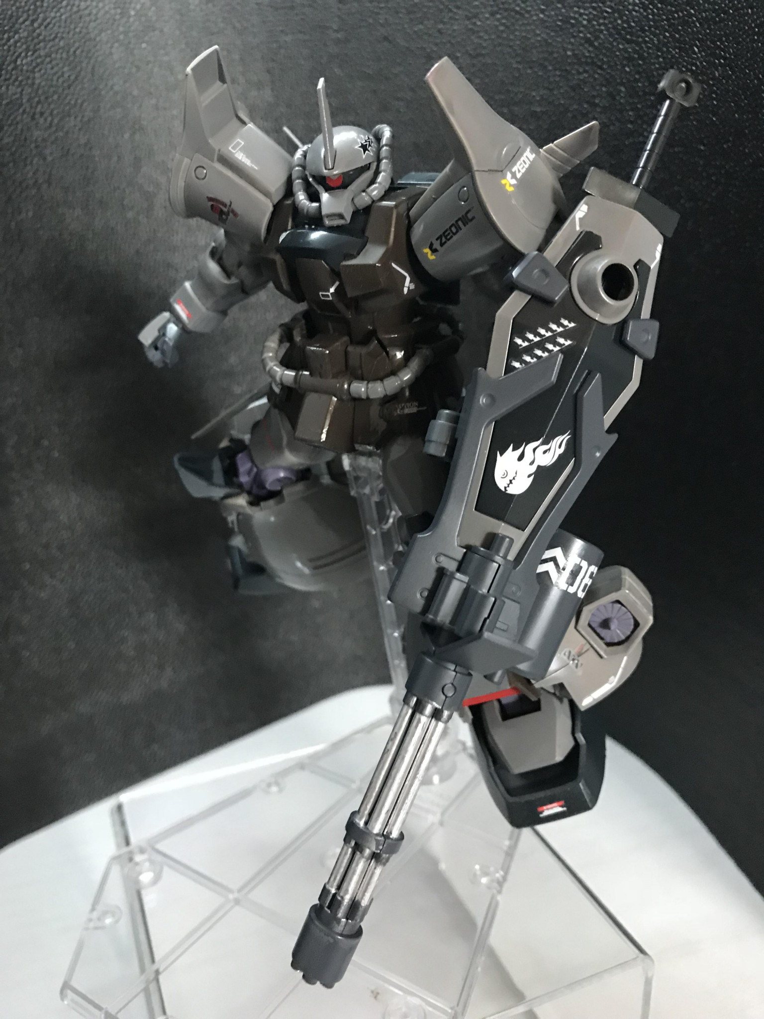 HG グフ・フライトタイプ 全塗装｜モルガナさんのガンプラ作品｜GUNSTA