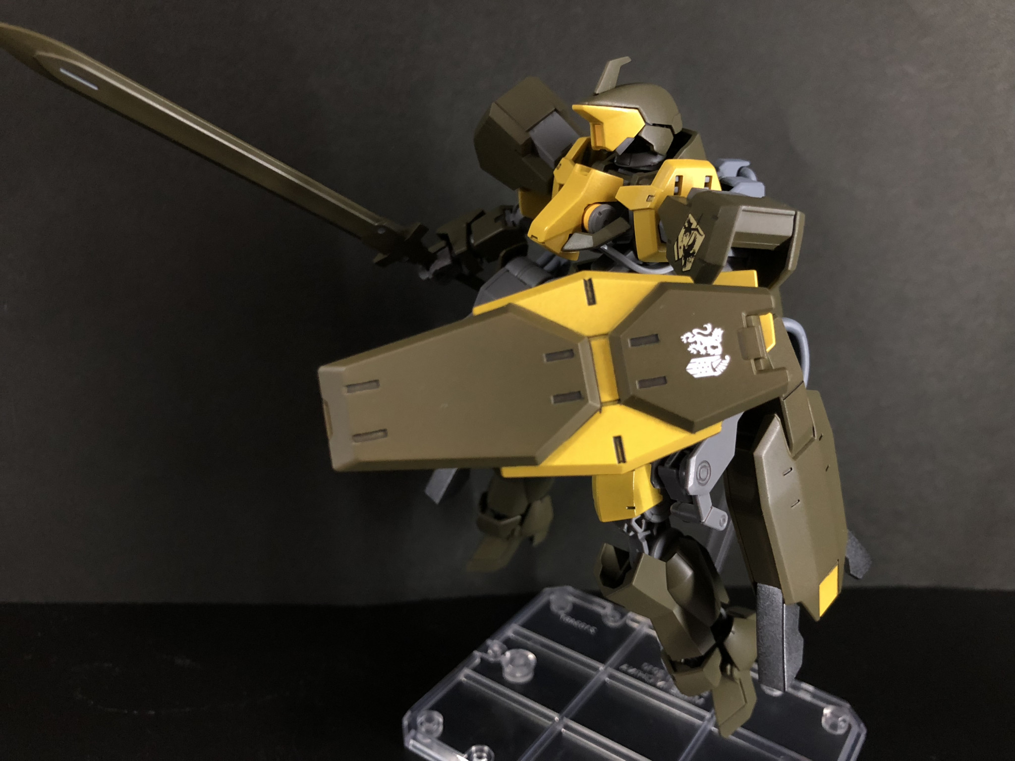 グレイズ （イオク機）｜ホムリリさんのガンプラ作品｜GUNSTA（ガンスタ）