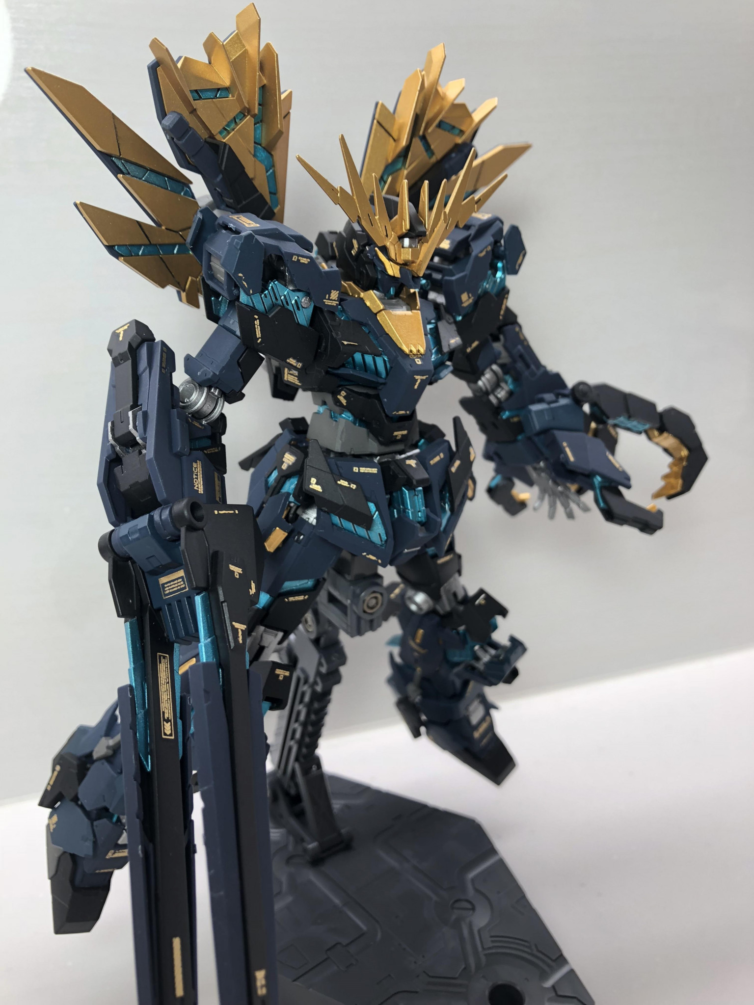 RG バンシィ・ノルン フルパッケージ 覚醒ver｜maruさんのガンプラ作品