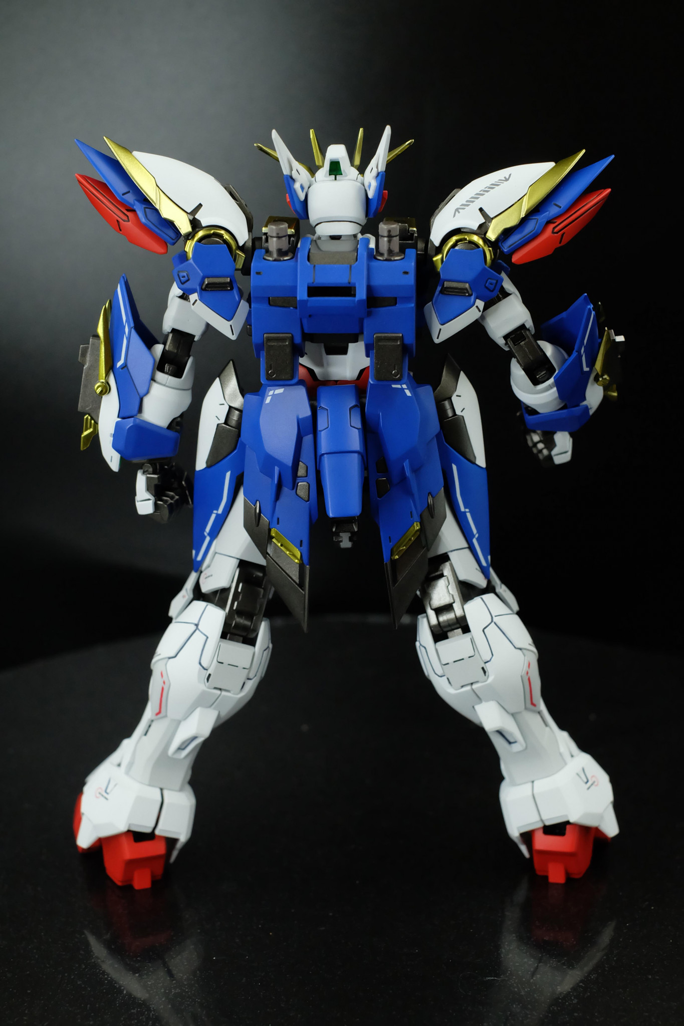 HiRM(ハイレゾリューションモデル) ウイングガンダム EW 全塗装 完成品