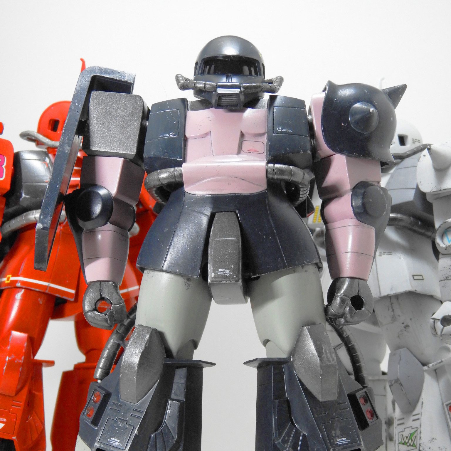 1/100 MS-06R ZAKU2 旧キット｜9kitさんのガンプラ作品｜GUNSTA