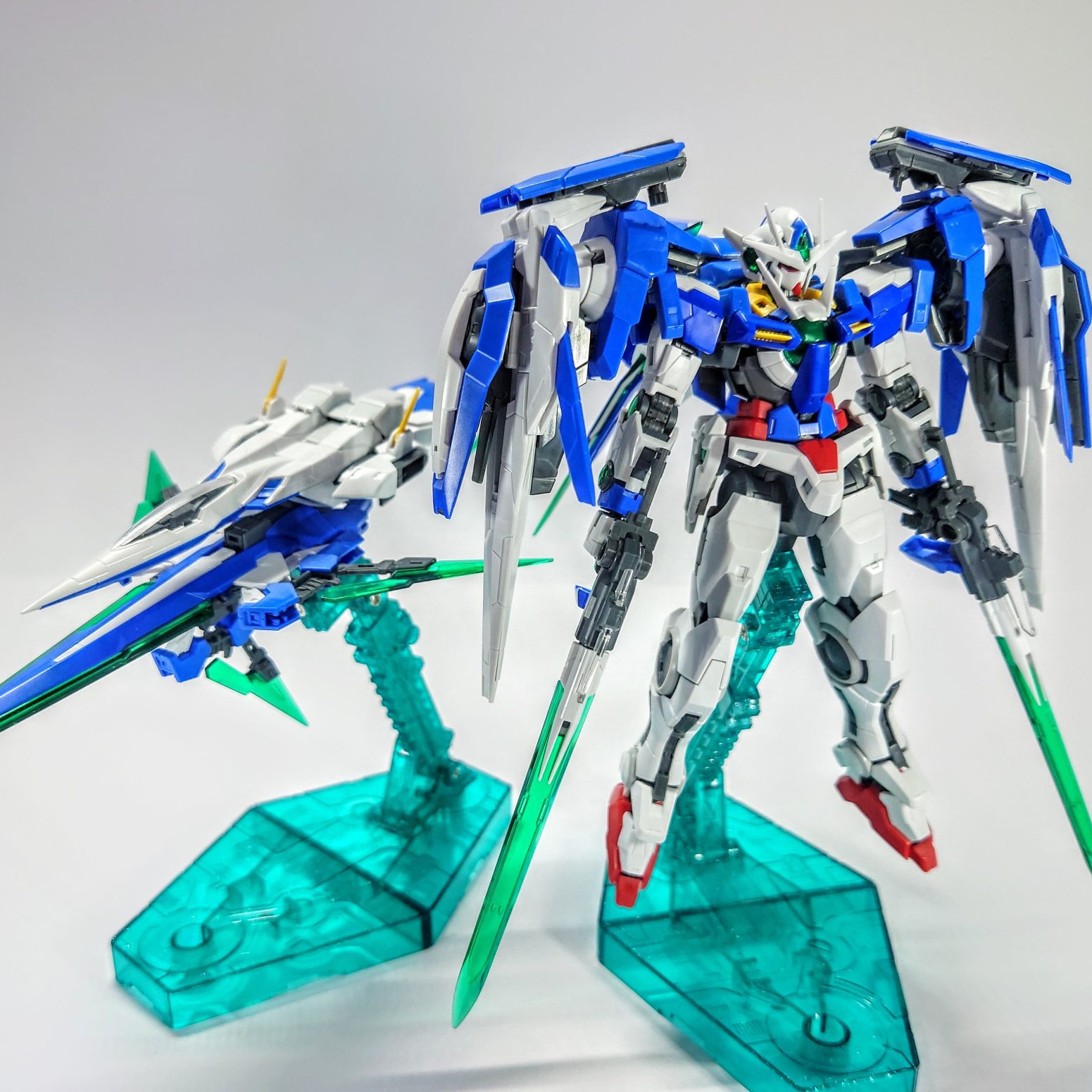 ダブルオーエクス＋オーライザーR｜せんさんのガンプラ作品｜GUNSTA