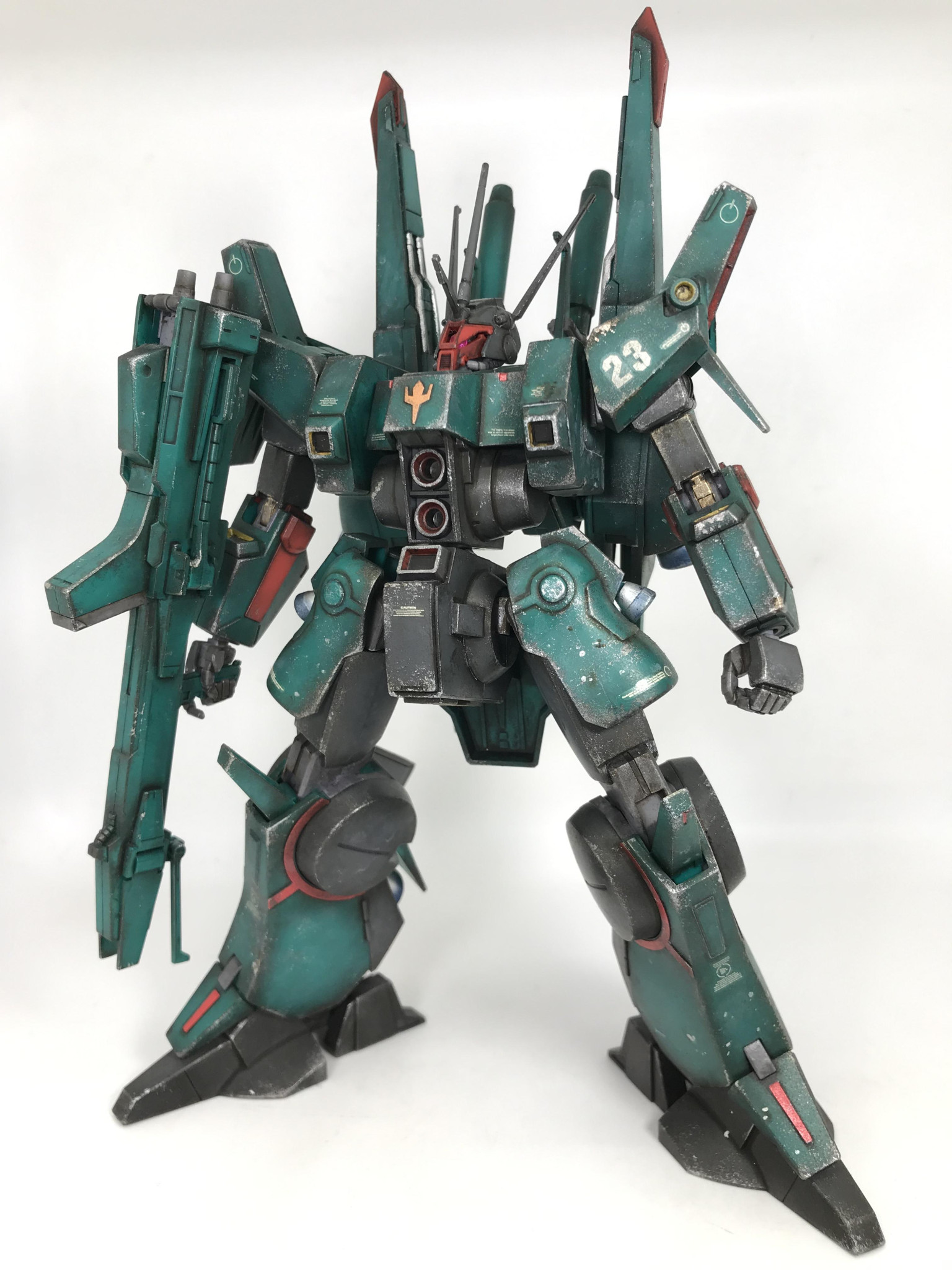 HG ドーベンウルフ（ZZ版） 無塗装 お手軽ウェザリング 成型色仕上げ
